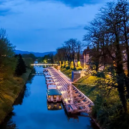 Royal Deluxe Apartment