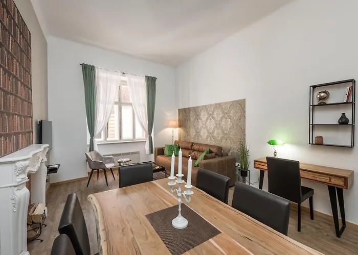 Royal Deluxe Apartman *